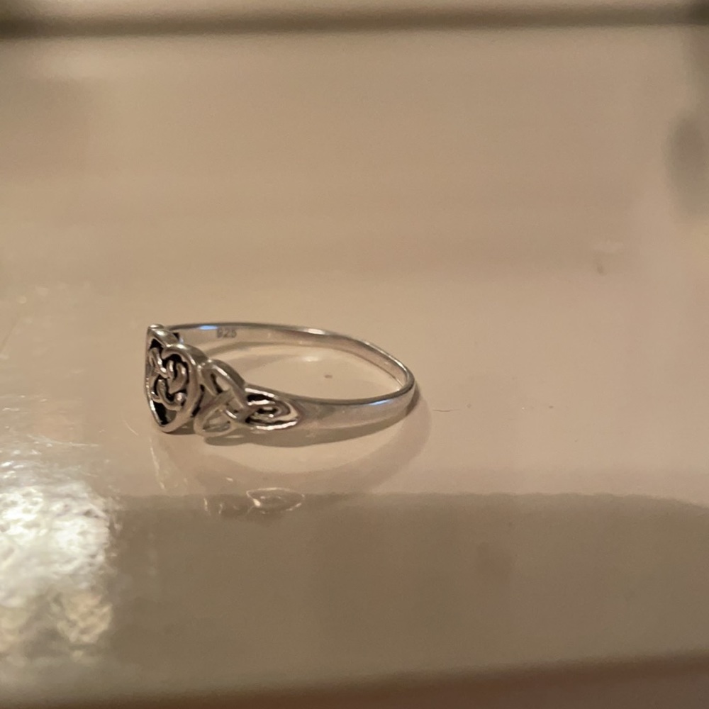 Celtic ring - Picture 2 of 2